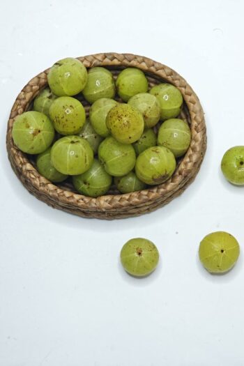 Gooseberry (આમળા)
